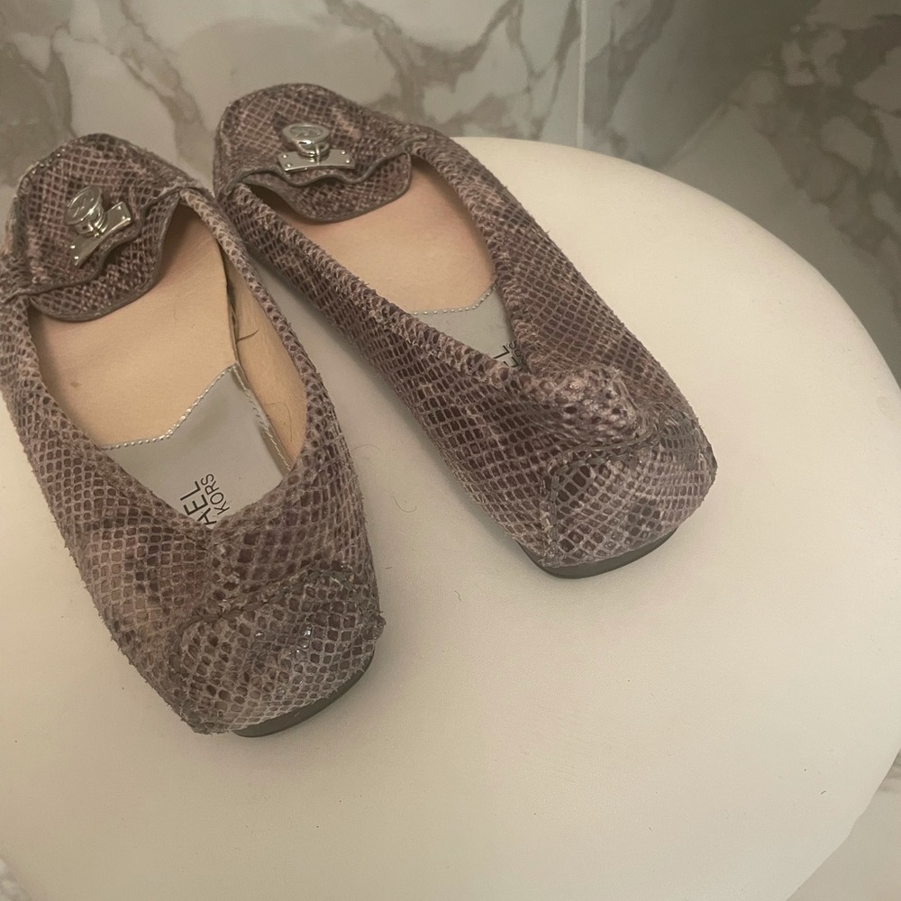 Michael Kors python print flats - Picture 2 of 3